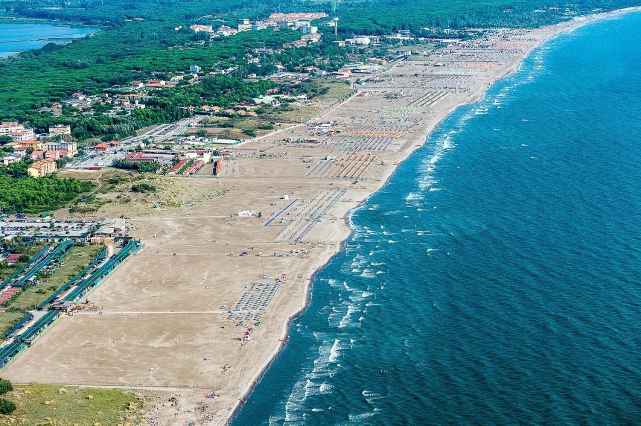 Residence Sole E Mare Appartamenti Rosolina Mare Exterior foto