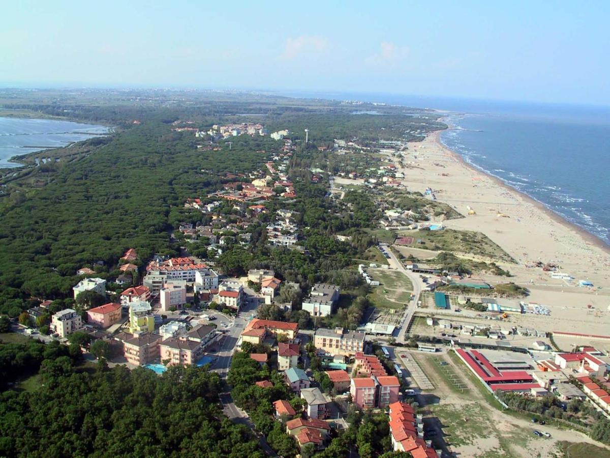 Residence Sole E Mare Appartamenti Rosolina Mare Exterior foto